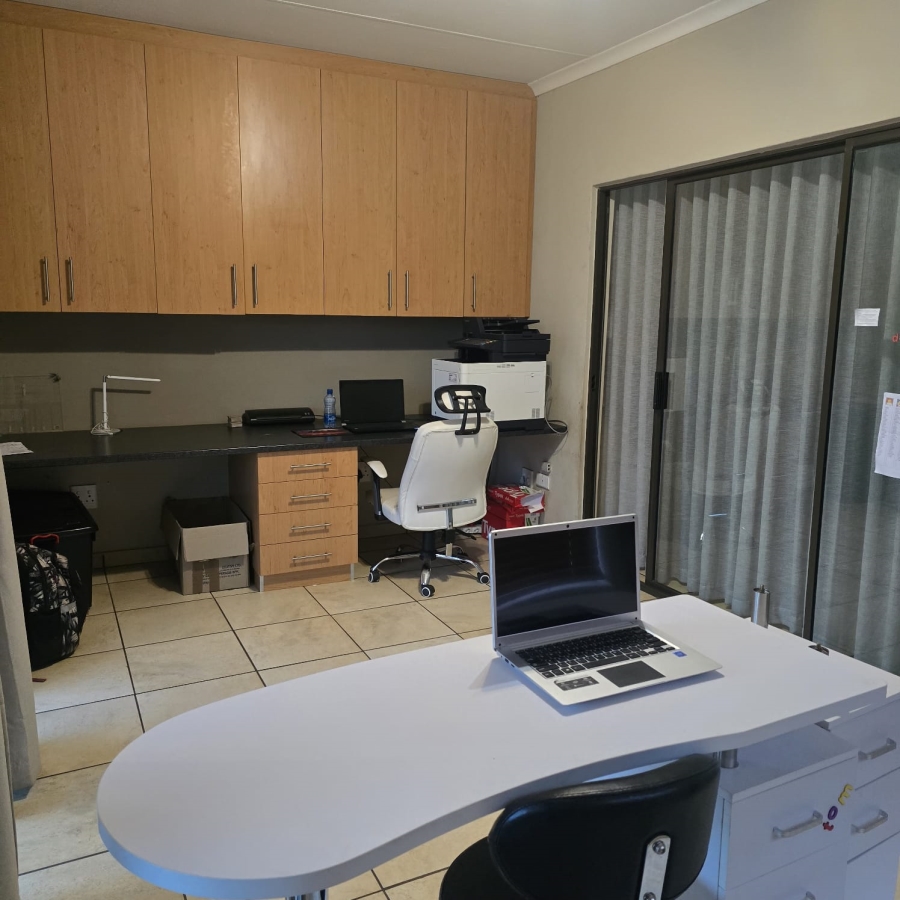 4 Bedroom Property for Sale in Kuruman Northern Cape